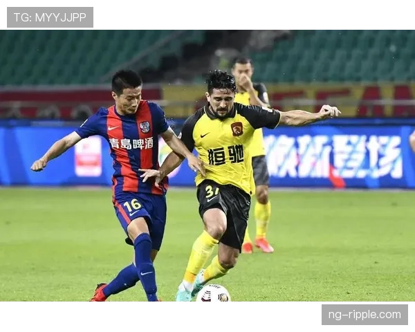 广州队主力阵容维持稳定,近期在联赛中发挥平稳,后防组织继续显现改善趋势